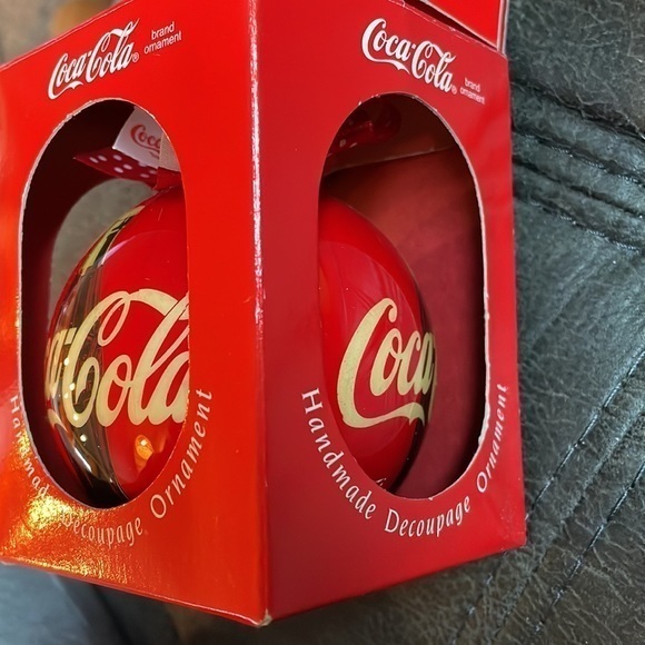 5/$25 Vintage Coca Cola Ornament Handmade Decoupage 1993 bottle 3” ball with bow - Picture 3 of 10